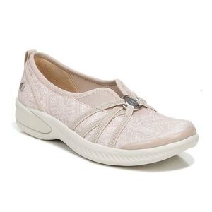 Bzees Niche Slip On Shoes, New Without Box, Color Beige Batik, Size 8